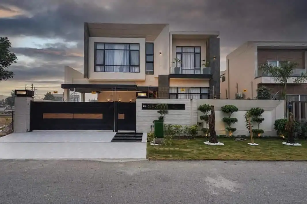 Turnkey House in Etihad Town · Phase 1
